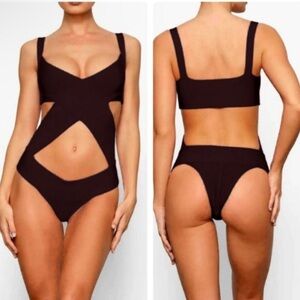 SKIMS Women's Knit Beachwear Bandage Monokini One Piece | Color: Onyx | NEW/NWT!